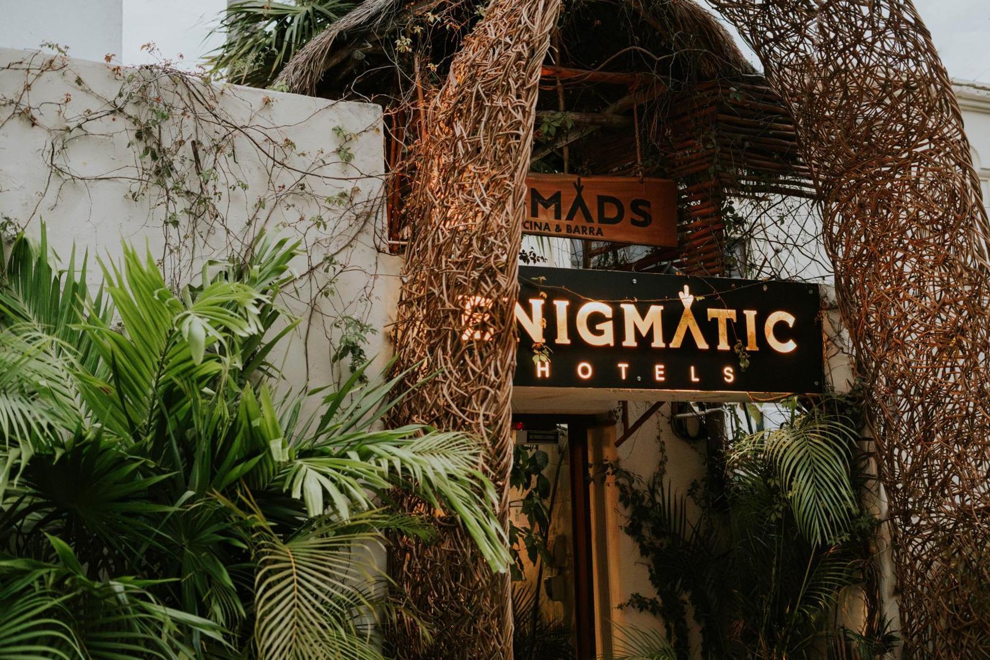 Enigmatic Hotel Experience Канкун Экстерьер фото
